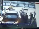 kondisi-sebelum-ledakan-di-polrestabes-surabaya_20180514_110856.jpg