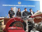 konferens-pers-menkei-sri-mulyani-dan-menteri-bumn-erick-thohir.jpg