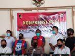 konferensi-pers-kasus-penipuan-oleh-yayasan-anak-bangsa.jpg