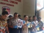 konferensi-pers-penangkapan-kawanan-pencuri-sepeda-motor_20180112_223414.jpg