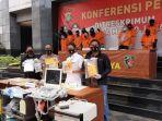 konferensi-pers-pengungkapan-kasus-praktik-aborsi-ilegal.jpg