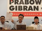 konferensi-pers-tkn-prabowo-gibran-terkait-isu-bawaslu_20240102_225347.jpg