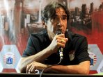 konferensi-pers-trofeo-persija_20160411_100543.jpg
