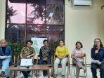 konferensi-pers-warga-desa-kabupaten-dairi-sumatera-utara-terkait-kasasi-tambang.jpg