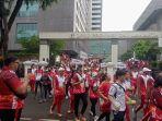 koni-dki-jakarta-gelar-jalan-sehat-di-gedung-dprd-dki-jakarta.jpg