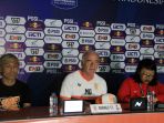 konpers-jelang-semi-final-piala-indonesia-borneo-fc-vs-persib_20190423_124704.jpg