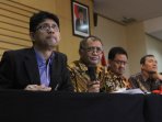 konpres-barang-bukti-ott-kejati-dki_20160401_190849.jpg