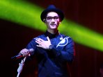 konser-afgan-bertajuk-malam-penuh-cinta_20160209_155143.jpg