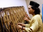 konser-alat-musik-tradisional-karawitan_20160330_131205.jpg