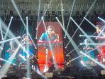 konser-dewa-19-featuring-ari-lasso-plus-virzha.jpg