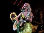 konser-katy-perry2_20150510_144304.jpg