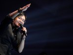 konser-penjaga-hati-ari-lasso-di-makassar_20150530_160208.jpg