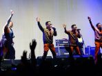 konser-sewindu-tulus-gandeng-sejumlah-musisi-papan-atas_20191102_052036.jpg