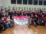 kontingen-dki-jakarta-foto-bersama-di-gor-cenderawasih.jpg