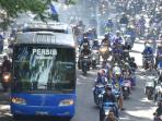 konvoi-bobotoh-persib-bandung_20151017_053337.jpg