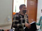 koordinator-maki-boyamin-saiman-di-pengadilan-jakarta-selatan.jpg