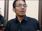 koordinator-save-our-soccer-satgas-antimafia-bola-independen-akmal-marhali.jpg