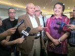 koordinator-tim-pembela-demokrasi-indonesia-tpdi-petrus-selestinus-dan-pakar-telematika-roy-suryo.jpg