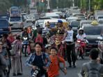 kopral-bagi-takjil_20150623_064232.jpg
