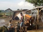 korban-banjir-bandang-garut_20160923_162646.jpg