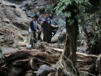 korban-banjir-bandang-sibolangit-medan_20160518_153559.jpg