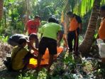 korban-gantung-diri-dievakuasi_20181022_091601.jpg