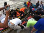 korban-kapal-terbalik-di-perairan-kabupaten-asmat-papua_20170330_201739.jpg