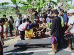 korban-meninggal-di-tempat-kejadian-setelah-tubuhnya-terlindas-dan-terseret-truk-sabtu-19102019.jpg