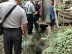 korban-meninggal-terjatuh-dari-pohon-kelapa_20181005_092141.jpg