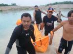 korban-tenggelam_20151209_195248.jpg