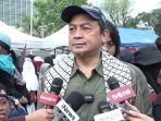 korlap-koalisi-indonesia-bela-baitul-maqdis-aksi-bela-palestina-di-depan-dubes-as-bachtiar-nasir.jpg