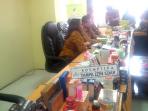 kosmetik-dan-obat-tradisional-ilegal-disita-bpom-pekanbaru_20160504_134814.jpg