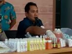 kosmetik-palsu-pakai-pewarna-makanan_20160805_174742.jpg