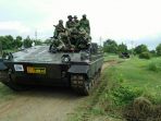 kostrad-mengasah-kemampuan-pengemudi-tank-leopard_20161209_163837.jpg