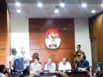 kpk-bersama-ketua-bpk-moermahadi-soerja-djanegara_20170527_192146.jpg