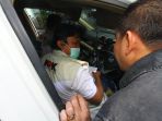kpk-geledah-mobil-ketua-bk-dprd-kota-malang_20170811_110115.jpg