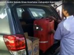 kpk-menggeledah-kantor-kepala-dinas-kesehatan-kabupaten-nganjuk_20171102_135223.jpg