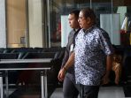 kpk-periksa-ketua-fraksi-golkar-melchias-mekeng_20190624_190220.jpg