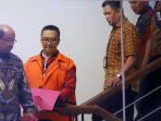 kpk-resmi-tahan-imam-nahrawi_20190927_193846.jpg