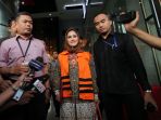 kpk-resmi-tahan-wali-kota-tegal_20170830_193529.jpg