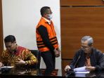 kpk-tahan-bupati-kepulauan-meranti-muhammad-adil_20230408_024756.jpg