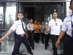 kpk-tahan-penyuap-romahurmuziy_20190316_154840.jpg
