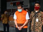 kpk-tahan-tersangka-kasus-ptdi_20200612_223358.jpg