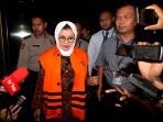 kpk-tangkap-bupati-subang-imas-aryumningsih_20180215_114329.jpg