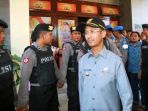 kpk-tangkap-pejabat-daerah-dan-petinggi-kejari-pamekasan_20170802_201933.jpg