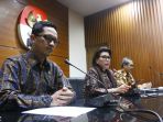 kpk-tunjukkan-barang-bukti-ott-bupati-batubara_20170914_184245.jpg