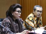 kpk-tunjukkan-barang-bukti-ott-bupati-batubara_20170914_184306.jpg