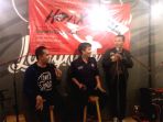kpu-dengan-komunitas-anak-muda-pecinta-seni-kota-surabaya_20180225_113704.jpg