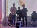 kresna-aurora-tengah-saat-hadir-dalam-sesi-konferensi-pers-wsl-season.jpg
