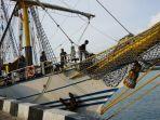 kri-dewaruci-yang-bersandar-di-pelabuhan-pangkalan-tni-al-tanjung-uban.jpg